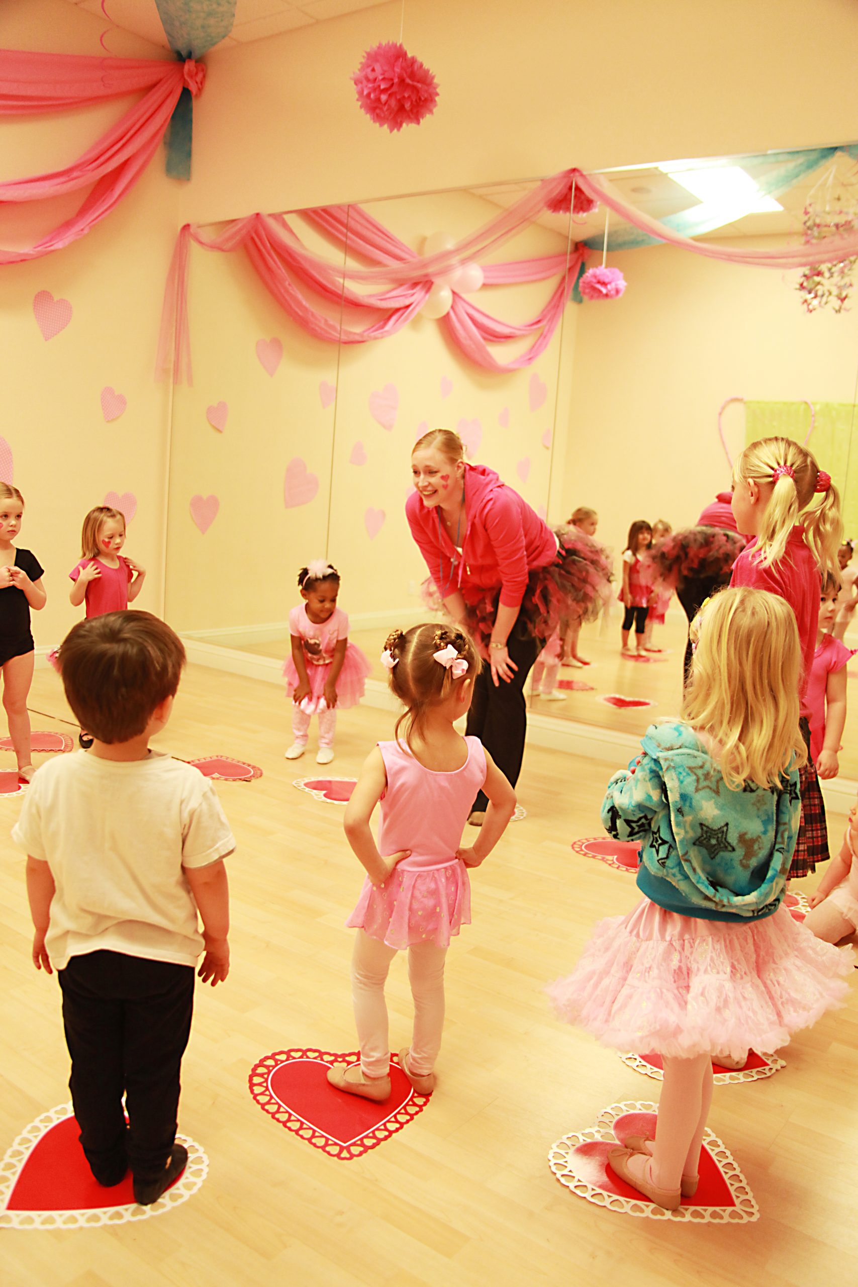 077 Pinkalicious Benefit 2012